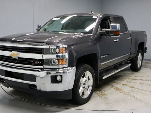 Used 2016 Chevrolet Silverado 2500 LTZ w/ Duramax Plus Package image 9