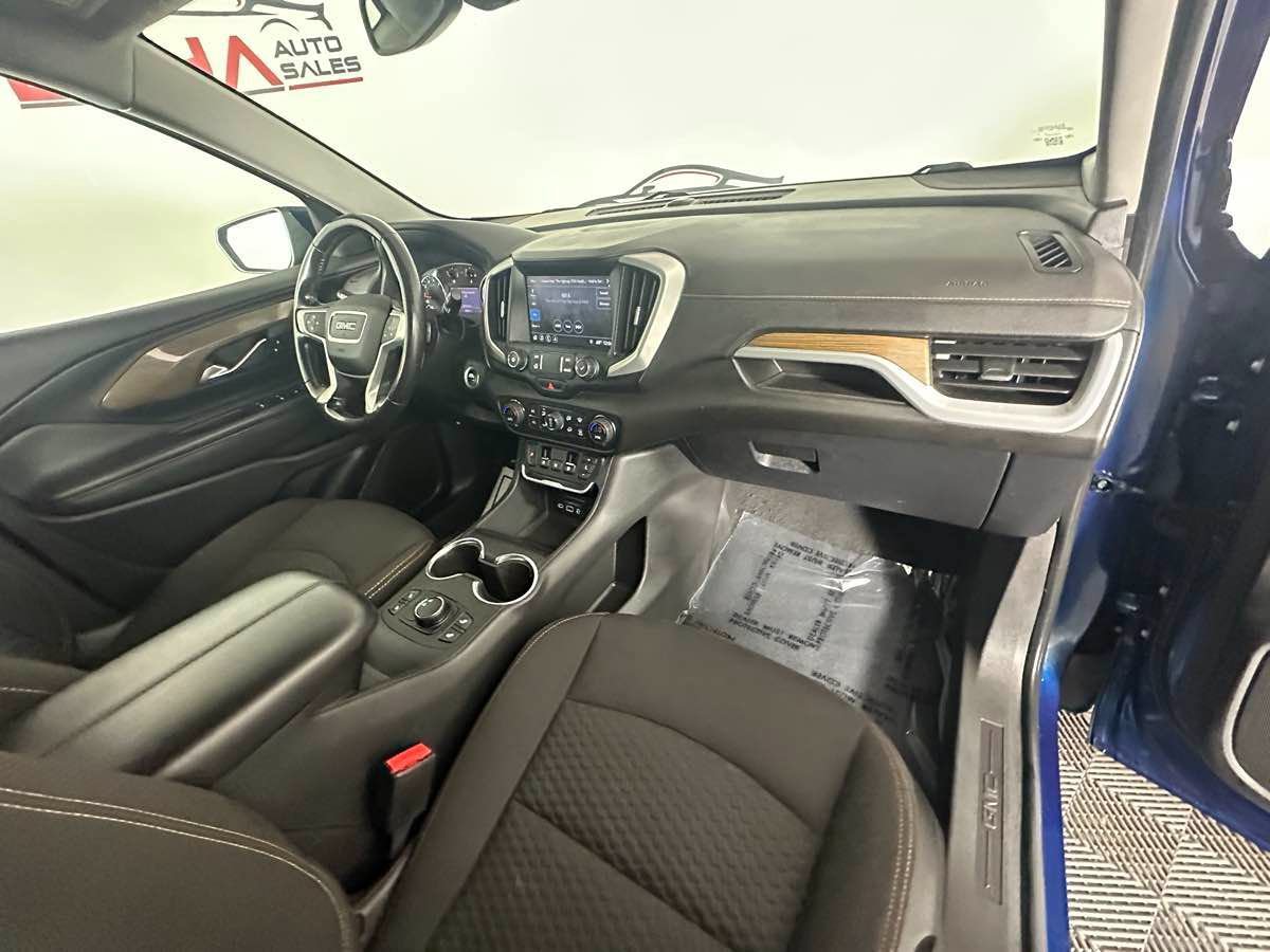 Used 2019 GMC Terrain SLE w/ Driver Convenience Package FWD image 26