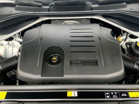 Used 2024 Land Rover Range Rover Sport SE image 29