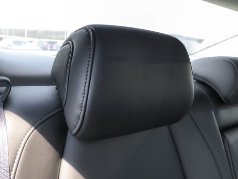 New 2026 MAZDA MAZDA3 2.5 S Sedan w/ Preferred Pkg image 38