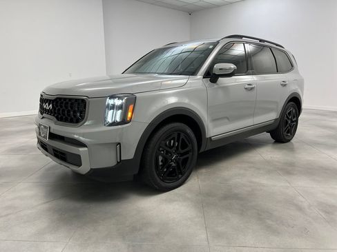 Used 2023 Kia Telluride EX X-Line image 3