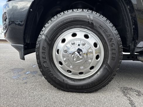 Used 2022 RAM 3500 Limited image 13