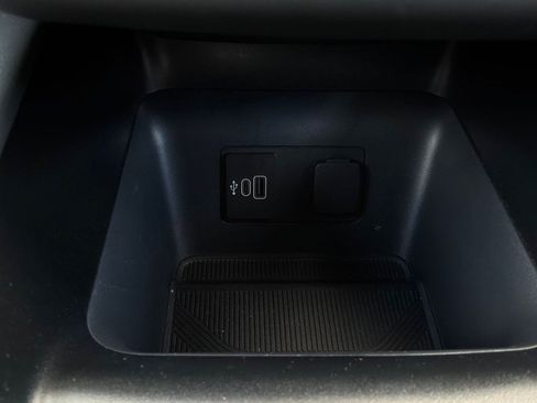 Used 2026 Ford Explorer Active RWD image 28