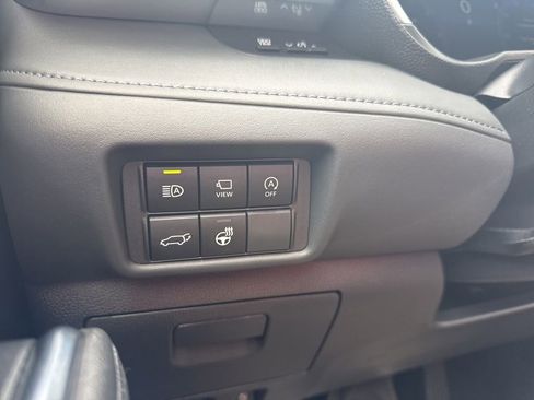 Used 2023 Toyota Highlander Platinum image 27