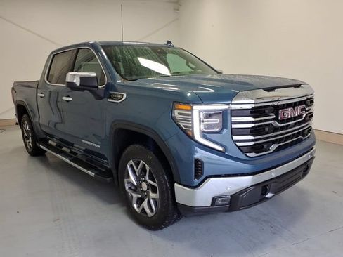 Used 2024 GMC Sierra 1500 SLT w/ SLT Premium Plus Package AWD/4WD image 1