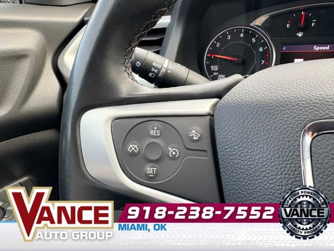 Used 2023 GMC Acadia SLT AWD/4WD image 33