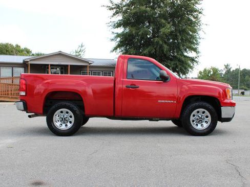 Used 2008 GMC Sierra 1500 W/T w/ Work Truck Preferred Package RWD image 4
