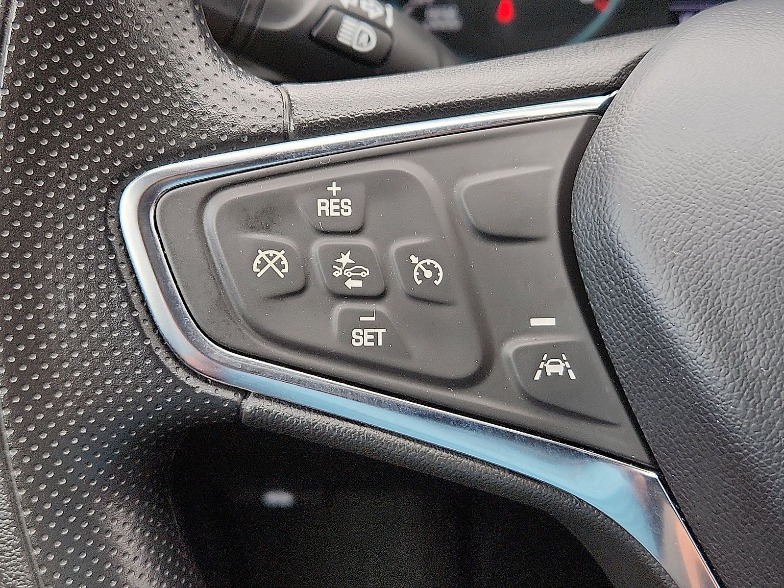 Used 2024 Chevrolet Malibu LT FWD image 17