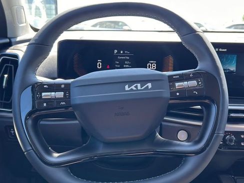 Used 2026 Kia Sorento LX image 19