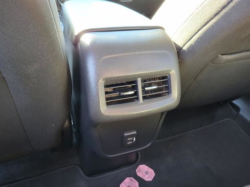 Used 2022 Chevrolet Equinox LS w/ LS Convenience Package image 15