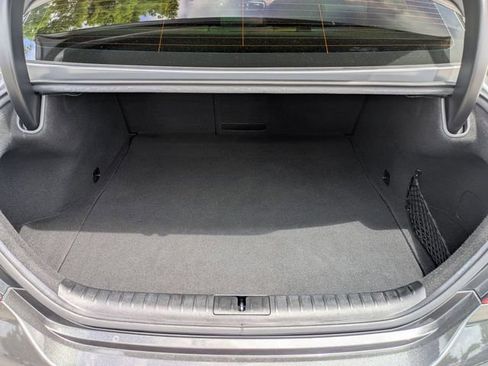Used 2022 Genesis G70 2.0T RWD image 24