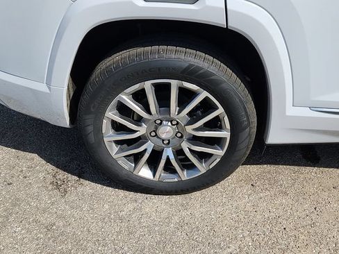 New 2026 GMC Terrain Denali AWD/4WD image 5
