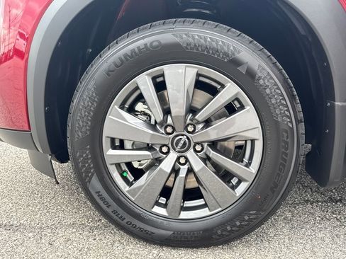 New 2026 Nissan Pathfinder SV w/ SV Premium Package image 28