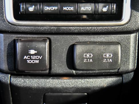 Used 2022 Subaru Ascent Touring image 44