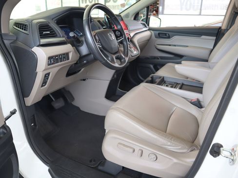 Used 2018 Honda Odyssey EX-L image 44