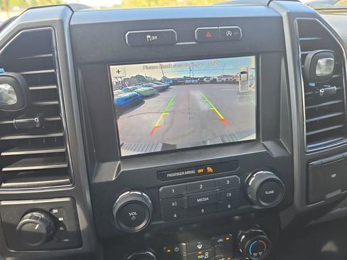 Used 2019 Ford F150 XLT image 33