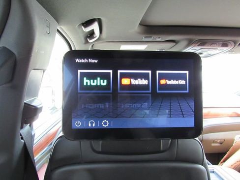 Used 2024 GMC Yukon Denali Ultimate AWD/4WD image 33
