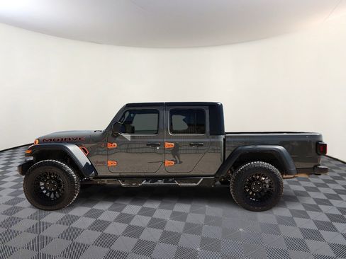 Used 2023 Jeep Gladiator Mojave AWD/4WD image 2