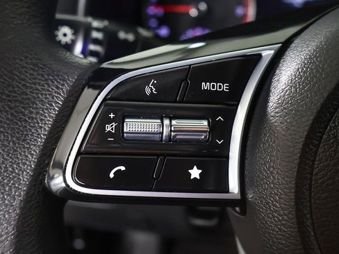 Used 2023 Kia Forte LXS image 36