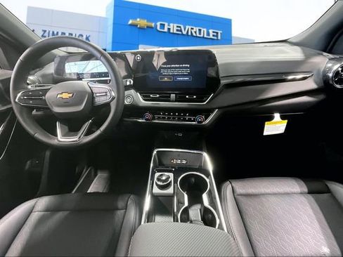 New 2026 Chevrolet Equinox LT w/ Convenience Package II image 5
