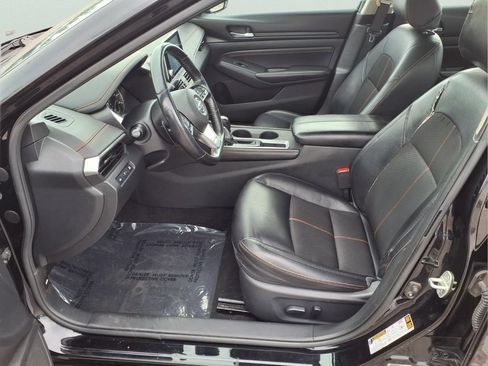 Used 2020 Nissan Altima 2.5 SR FWD image 21