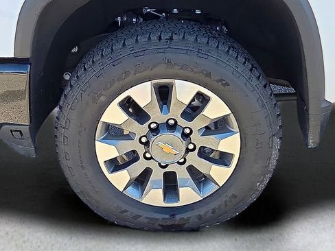 New 2025 Chevrolet Silverado 2500 Custom w/ Custom Value Package AWD/4WD image 9