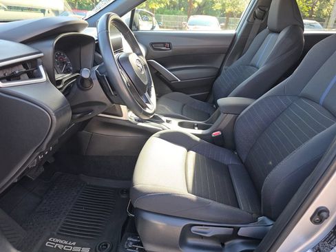 Certified 2025 Toyota Corolla Cross AWD Hybrid image 25