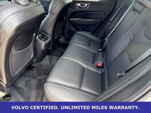 Certified 2023 Volvo XC60 B5 Ultimate w/ Protection Package Premier FWD image 32
