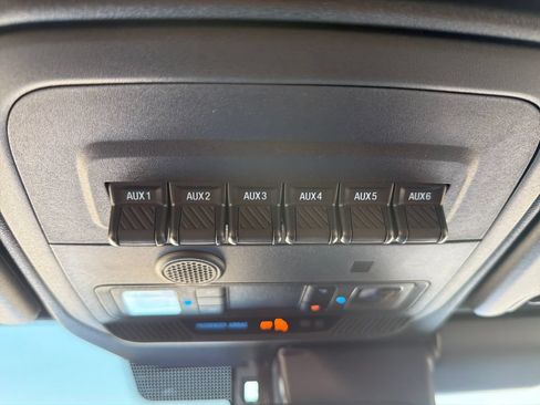 Used 2025 Ford Bronco Badlands AWD/4WD image 27