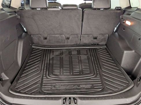 Used 2017 Ford Escape Titanium w/ Canadian Touring Package image 28