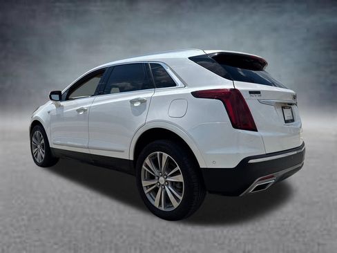 Used 2021 Cadillac XT5 Premium Luxury w/ Platinum Package FWD image 5