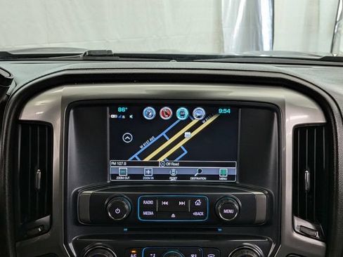 Used 2018 Chevrolet Silverado 1500 LTZ Z71 w/ LTZ Plus Package AWD/4WD image 29