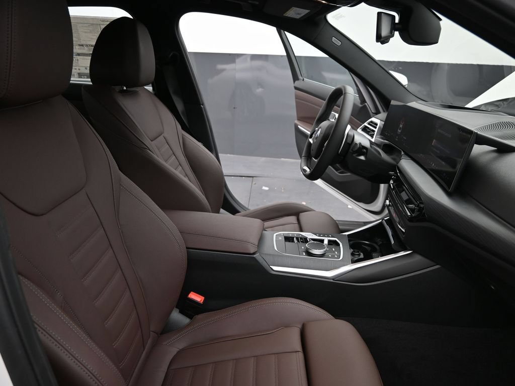 Used 2026 BMW 330i Sedan w/ Premium Package RWD image 20