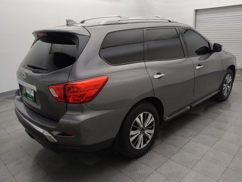 Used 2019 Nissan Pathfinder S FWD image 9