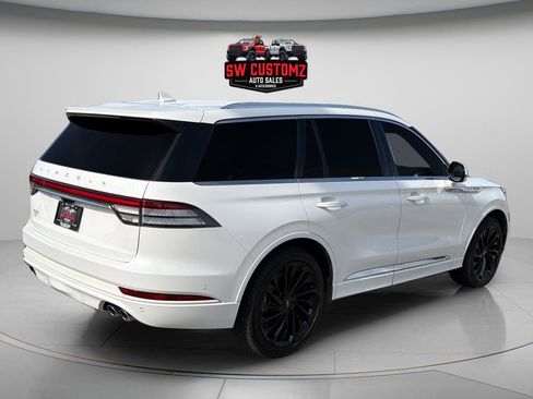 Used 2022 Lincoln Aviator Reserve w/ Equipment Group 201A AWD/4WD image 7