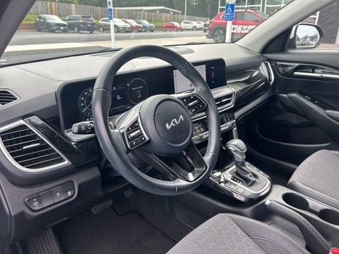 Used 2024 Kia Seltos S image 21