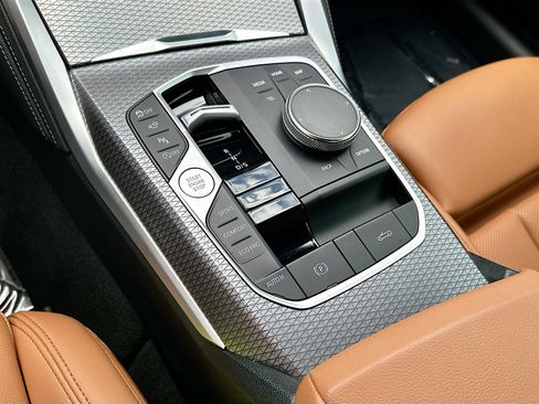 Used 2024 BMW 430i Convertible w/ M Sport Package RWD image 16