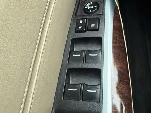 Used 2020 Acura TLX image 17