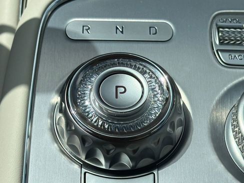 Used 2025 Genesis G90 3.5T AWD/4WD image 32