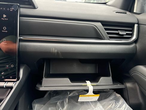 New 2027 GMC Terrain Elevation w/ LPO, Floor Liner Package AWD/4WD image 20