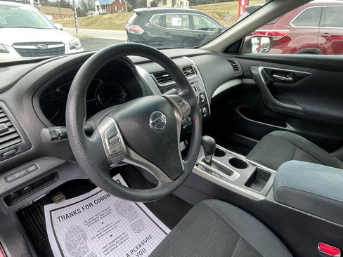 Used 2015 Nissan Altima 2.5 S w/ Sport Value Package image 18