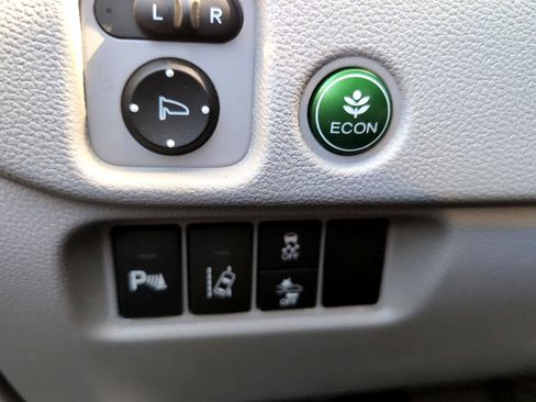 Used 2016 Honda Pilot Elite image 17