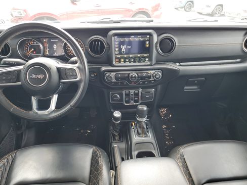 Used 2022 Jeep Gladiator Overland image 25