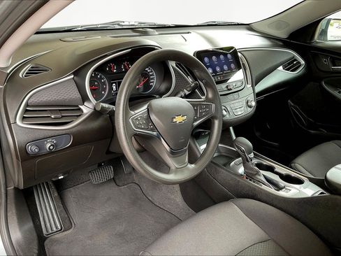Used 2024 Chevrolet Malibu LT FWD image 16