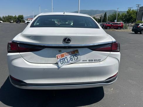 Used 2021 Lexus ES 250 w/ Premium Package AWD/4WD image 6