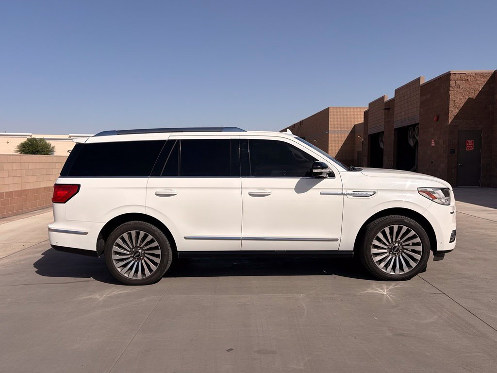 Used 2020 Lincoln Navigator Reserve w/ Luxury Package AWD/4WD image 4