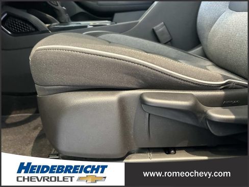 Used 2023 Chevrolet TrailBlazer LS AWD/4WD image 14