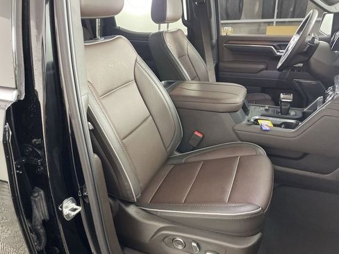 Used 2025 GMC Sierra 1500 Denali image 28