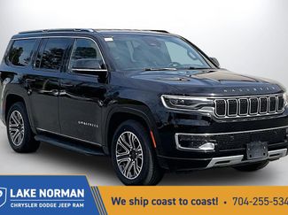 Certified 2024 Jeep Wagoneer Series II w/ Flexible Seating Group video 1