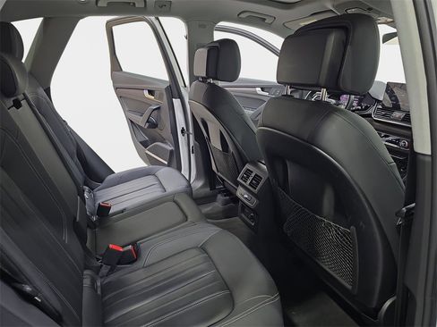 Used 2023 Audi Q5 2.0T Premium Plus image 13